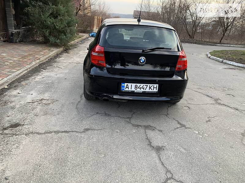Хетчбек BMW 1 Series 2007 в Василькові