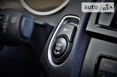 Хетчбек BMW 1 Series 2014 в 