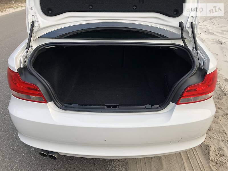 Купе BMW 1 Series 2013 в Києві