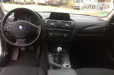 Хетчбек BMW 1 Series 2012 в 