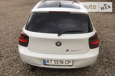 Хетчбек BMW 1 Series 2012 в 