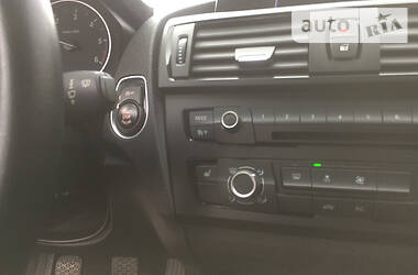 Хетчбек BMW 1 Series 2012 в 