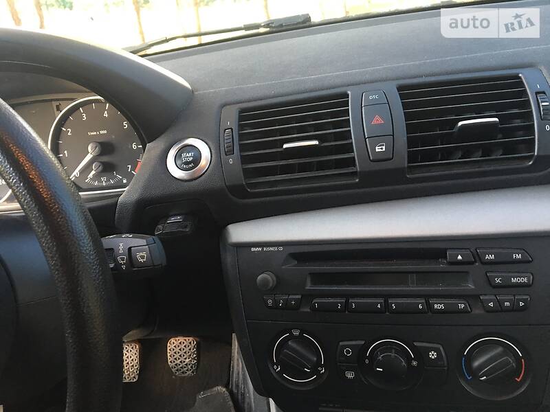 Хетчбек BMW 1 Series 2006 в Дергачах фото 11 Хетчбек BMW 1 Series 2006 в Дергачах