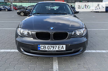 Хэтчбек BMW 1 Series 2007 в Киеве