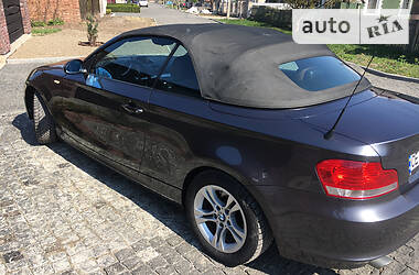 Кабриолет BMW 1 Series 2008 в Черновцах