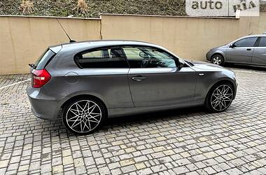 Купе BMW 1 Series 2011 в Вінниці