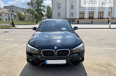 Хэтчбек BMW 1 Series 2017 в Бахмуте