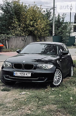 Хэтчбек BMW 1 Series 2011 в Киеве