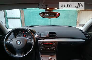 Хэтчбек BMW 1 Series 2006 в Нежине