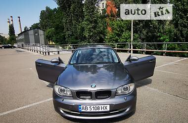 Купе BMW 1 Series 2009 в Києві
