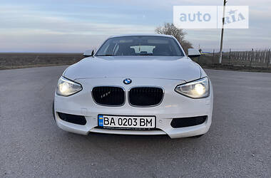 Хетчбек BMW 1 Series 2014 в Новомиргороді