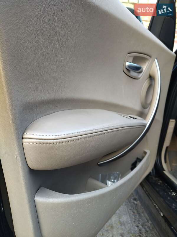 Хэтчбек BMW 1 Series 2006 в Львове