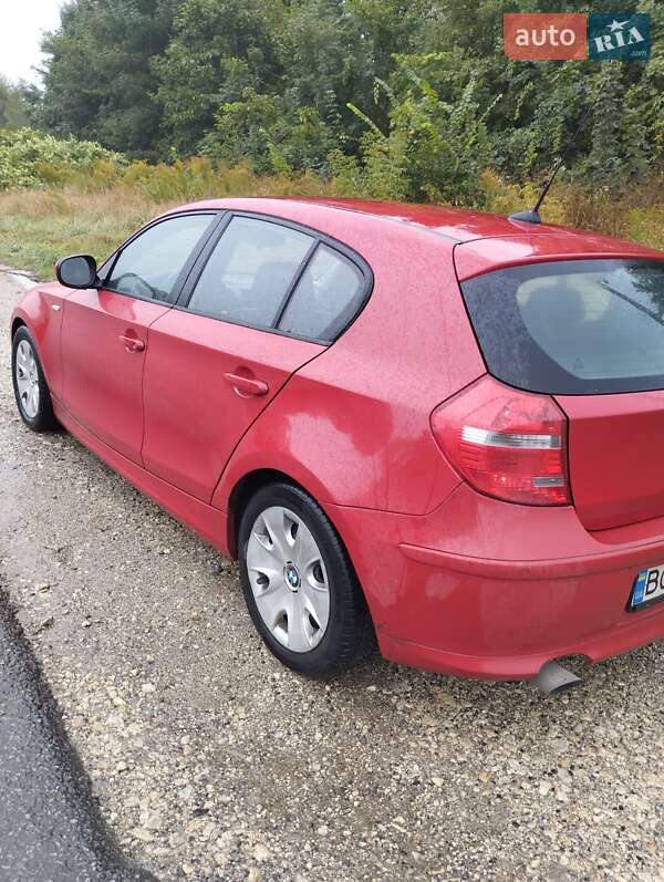 Хэтчбек BMW 1 Series 2010 в Теофиполе фото 2 Хэтчбек BMW 1 Series 2010 в Теофиполе