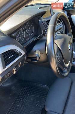 Хетчбек BMW 1 Series 2013 в 