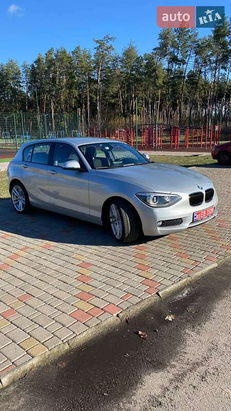 Хетчбек BMW 1 Series 2013 в 