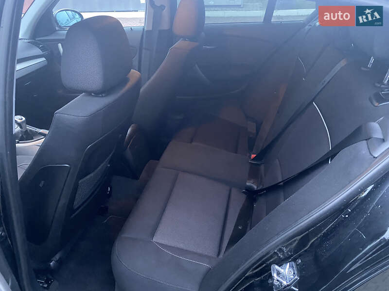 Хетчбек BMW 1 Series 2008 в Луцьку