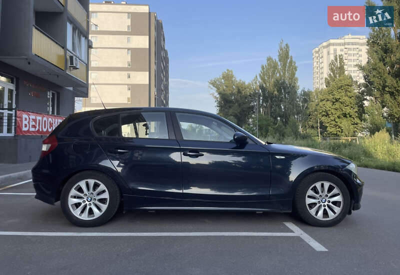 Хэтчбек BMW 1 Series 2006 в Киеве