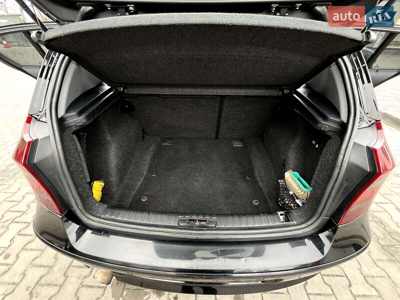 Хэтчбек BMW 1 Series 2009 в Киеве фото 21 Хэтчбек BMW 1 Series 2009 в Киеве