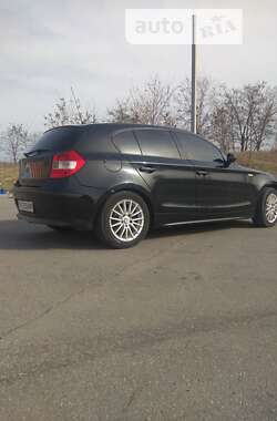 Хэтчбек BMW 1 Series 2005 в Харькове