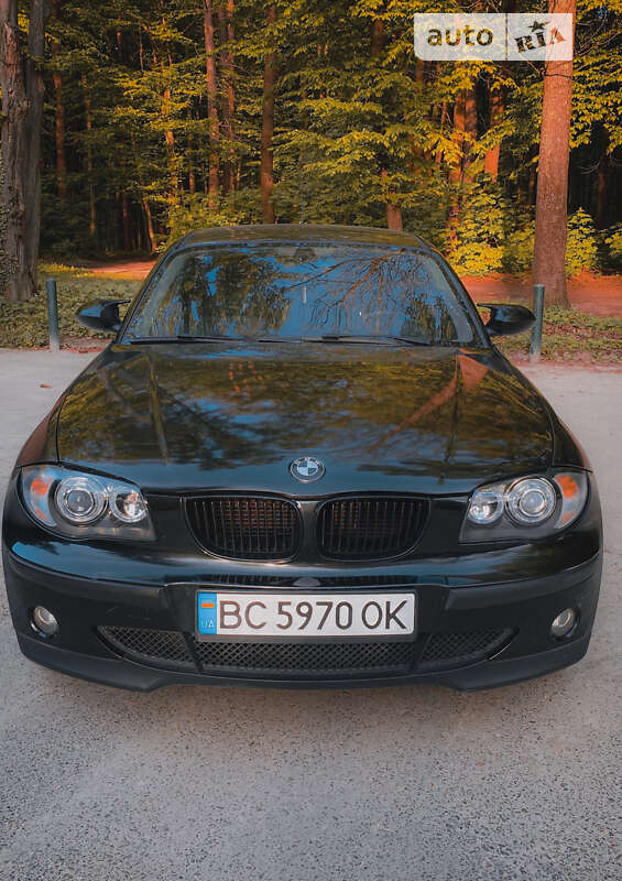 Хэтчбек BMW 1 Series 2006 в Львове
