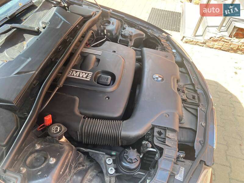 Хэтчбек BMW 1 Series 2005 в Киеве фото 3 Хэтчбек BMW 1 Series 2005 в Киеве