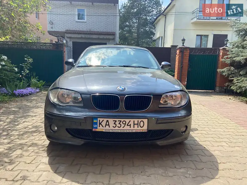 BMW 1 Series 2005