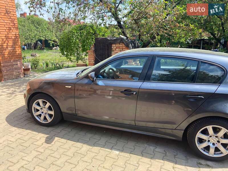 Хэтчбек BMW 1 Series 2005 в Киеве фото 13 Хэтчбек BMW 1 Series 2005 в Киеве