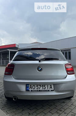 Хэтчбек BMW 1 Series 2012 в Мукачево