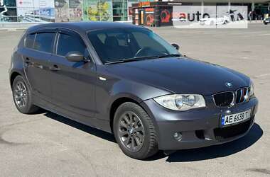 Хетчбек BMW 1 Series 2006 в Запоріжжі