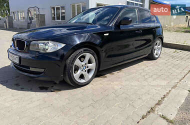 Хетчбек BMW 1 Series 2009 в Мукачевому