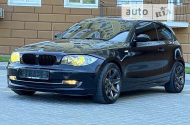 Хэтчбек BMW 1 Series 2008 в Одессе