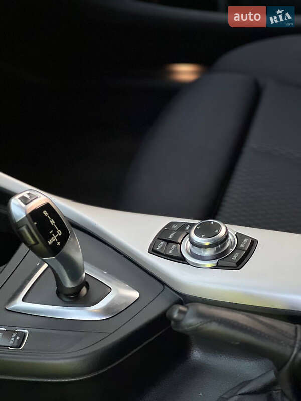 Хэтчбек BMW 1 Series 2014 в Тячеве