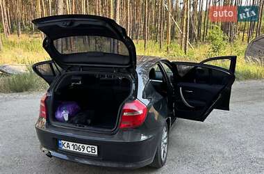 Хэтчбек BMW 1 Series 2009 в 