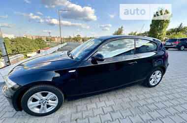 Хэтчбек BMW 1 Series 2008 в Харькове