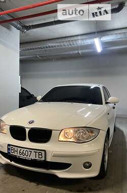 Хэтчбек BMW 1 Series 2005 в Одессе