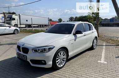 Хэтчбек BMW 1 Series 2015 в Львове