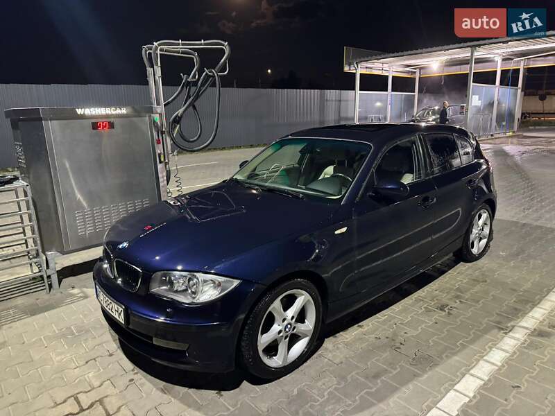 Хэтчбек BMW 1 Series 2007 в Луцке фото 3 Хэтчбек BMW 1 Series 2007 в Луцке