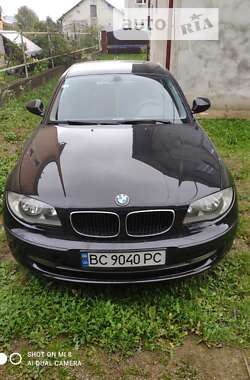 Хетчбек BMW 1 Series 2009 в Стрию