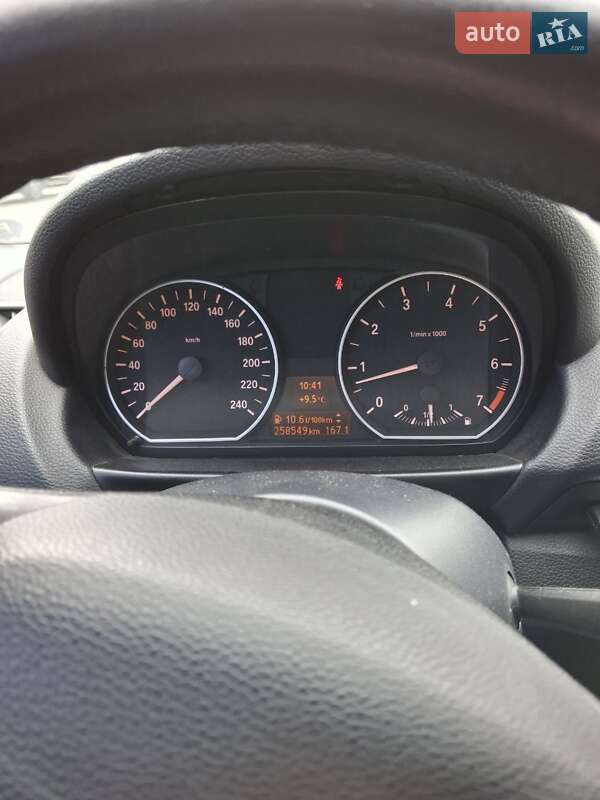 Хетчбек BMW 1 Series 2008 в Чернігові