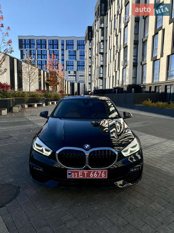 Хетчбек BMW 1 Series 2020 в Івано-Франківську