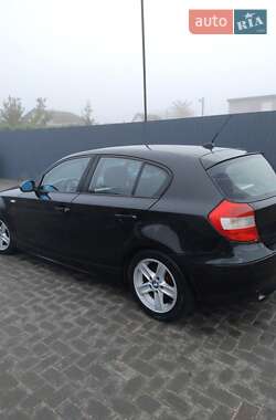 Хетчбек BMW 1 Series 2004 в Рівному