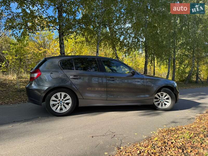 Хэтчбек BMW 1 Series 2006 в Лубнах фото 6 Хэтчбек BMW 1 Series 2006 в Лубнах