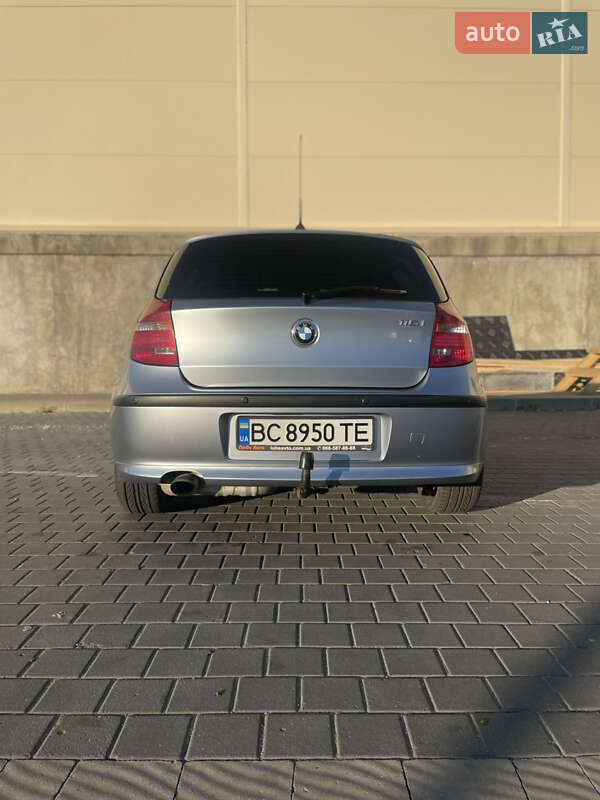 Хэтчбек BMW 1 Series 2009 в Львове