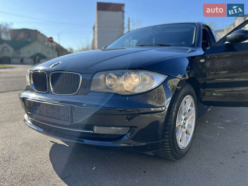 Хетчбек BMW 1 Series 2008 в Івано-Франківську