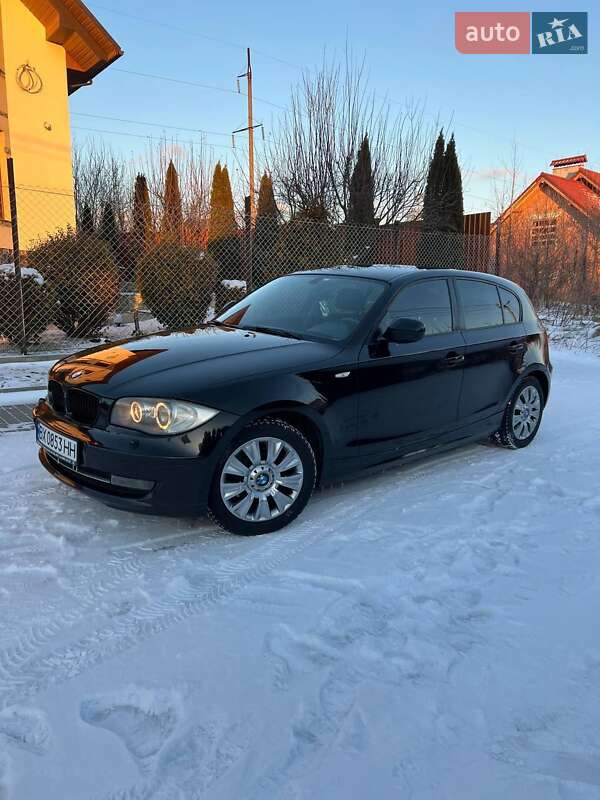 Хэтчбек BMW 1 Series 2011 в Хмельницком