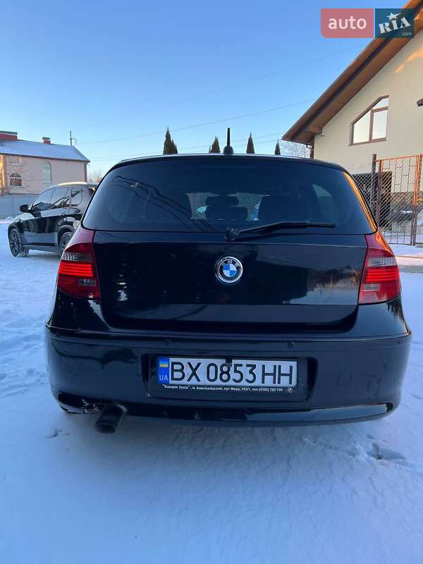 Хэтчбек BMW 1 Series 2011 в Хмельницком
