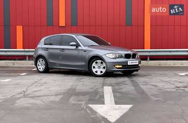 Хэтчбек BMW 1 Series 2009 в Киеве