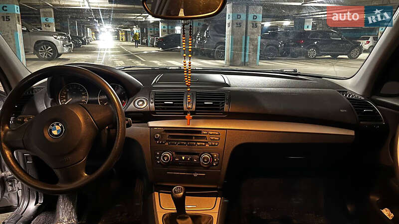 Хэтчбек BMW 1 Series 2011 в Львове