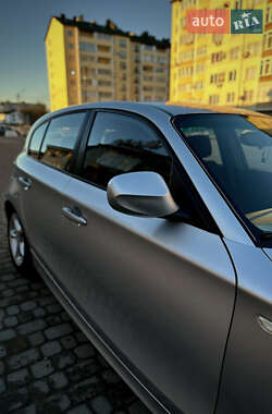 Хетчбек BMW 1 Series 2010 в Стрию