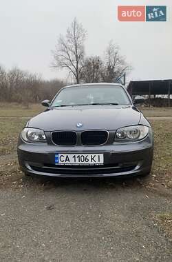 Хэтчбек BMW 1 Series 2008 в Смеле